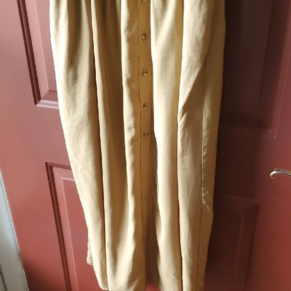 Target Tan Ruched Spaghetti Strap Maxi Dress - Picture 5 of 10